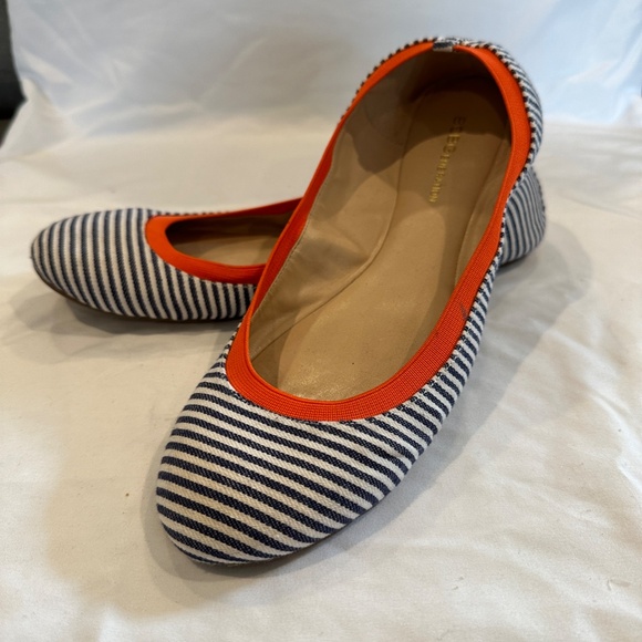 BCBGeneration Flats - Picture 1 of 4